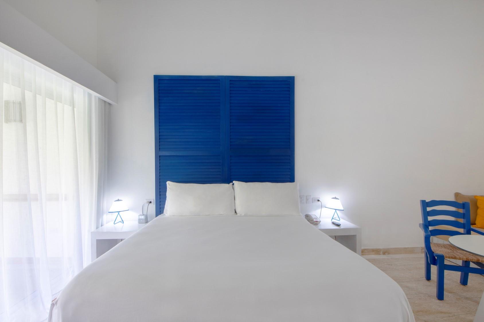ヴィヴァ ウインダム V サマナ オールインクルーシブ リゾート【大人専用】 ラス・テレナス エクステリア 写真 A bedroom at the hotel
