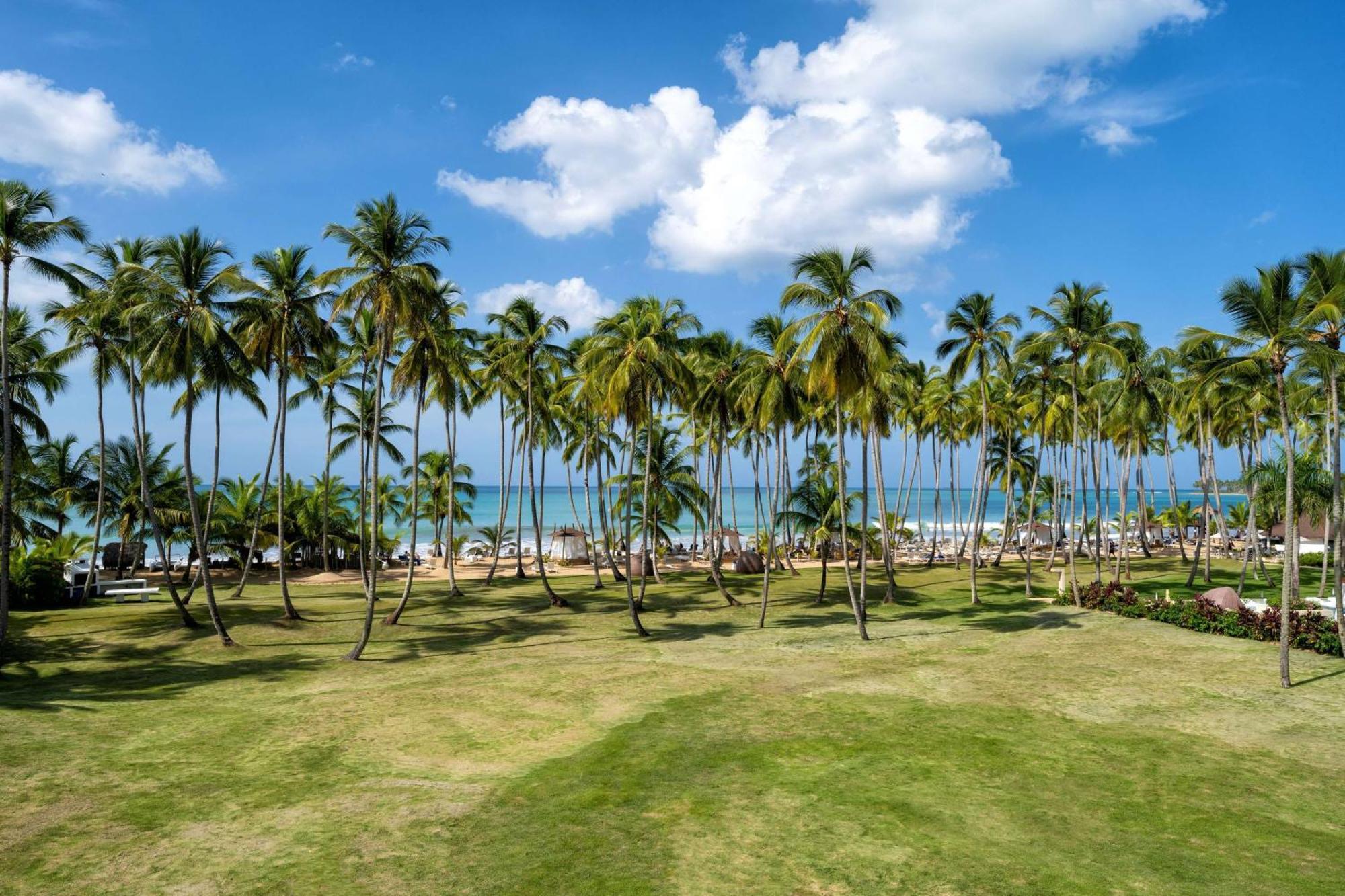 ヴィヴァ ウインダム V サマナ オールインクルーシブ リゾート【大人専用】 ラス・テレナス エクステリア 写真 Punta Cana
